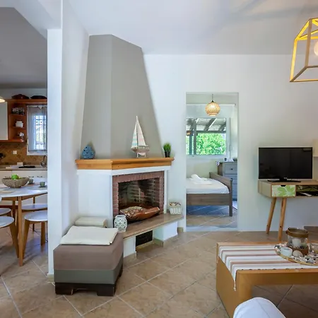 וילה Elaia חניוטי