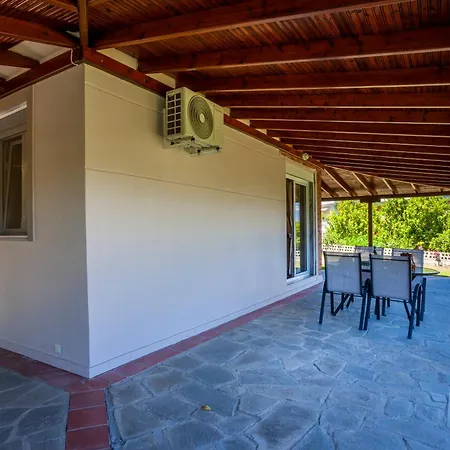 Elaia Villa